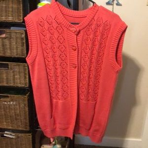 Ladies knit vest